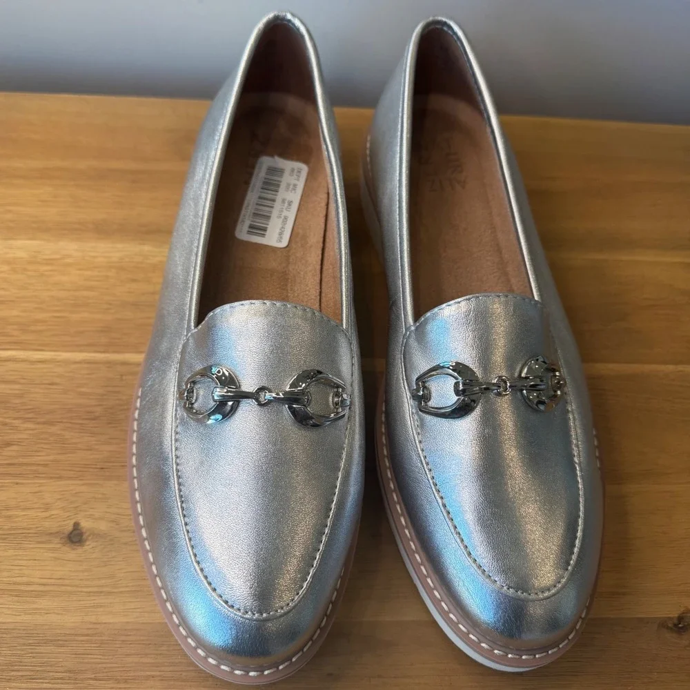 Naturalizer Adiline-Bit Women 9.5 M Metallic Silver Leather Platform Loafers